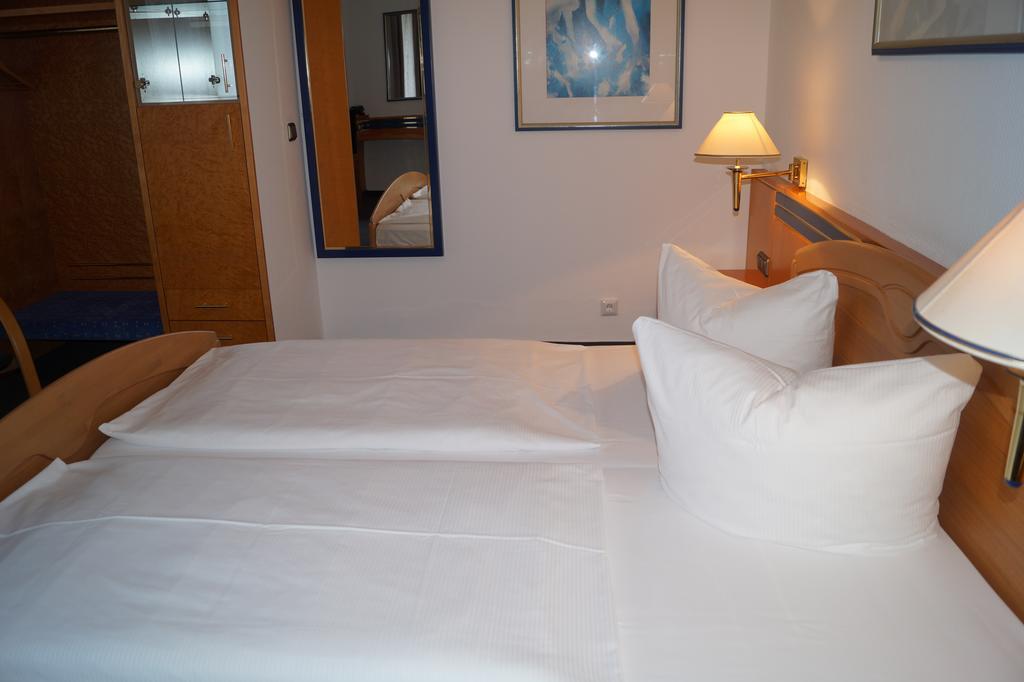 Hotel Rahlstedter Hof Hamburg Luaran gambar
