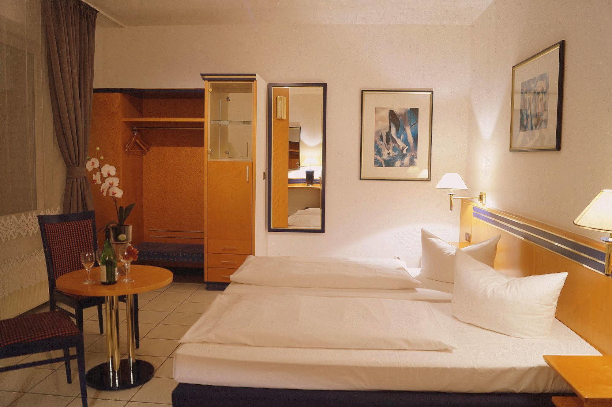 Hotel Rahlstedter Hof Hamburg Luaran gambar